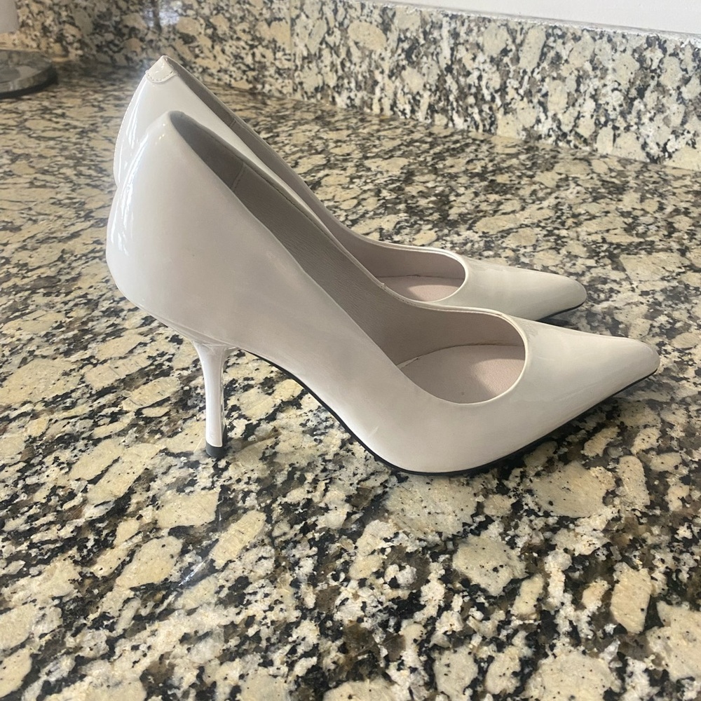 Jeffrey Campbell Risktaker Pointed Toe Pump Size 6